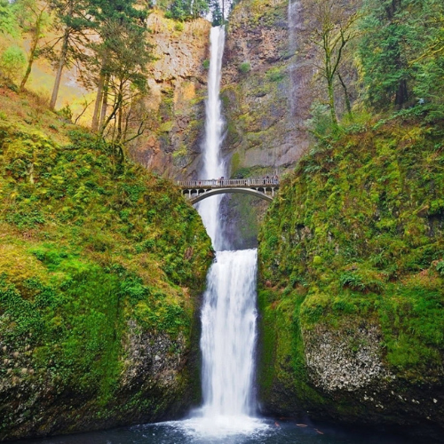 Multnomah Falls with the Benson Bridge crossing the falls